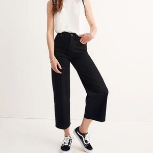 Madewell Wide-Leg Crop Jeans in Black- fits size 27